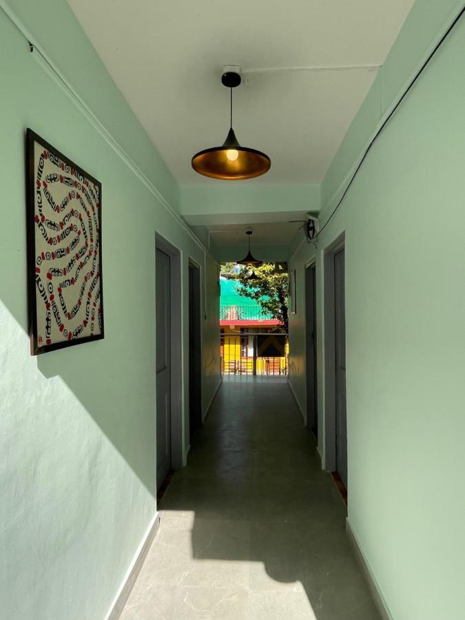 Eevolve Dharamkot - An Eco Hostel МакЛеод Ганж Екстериор снимка