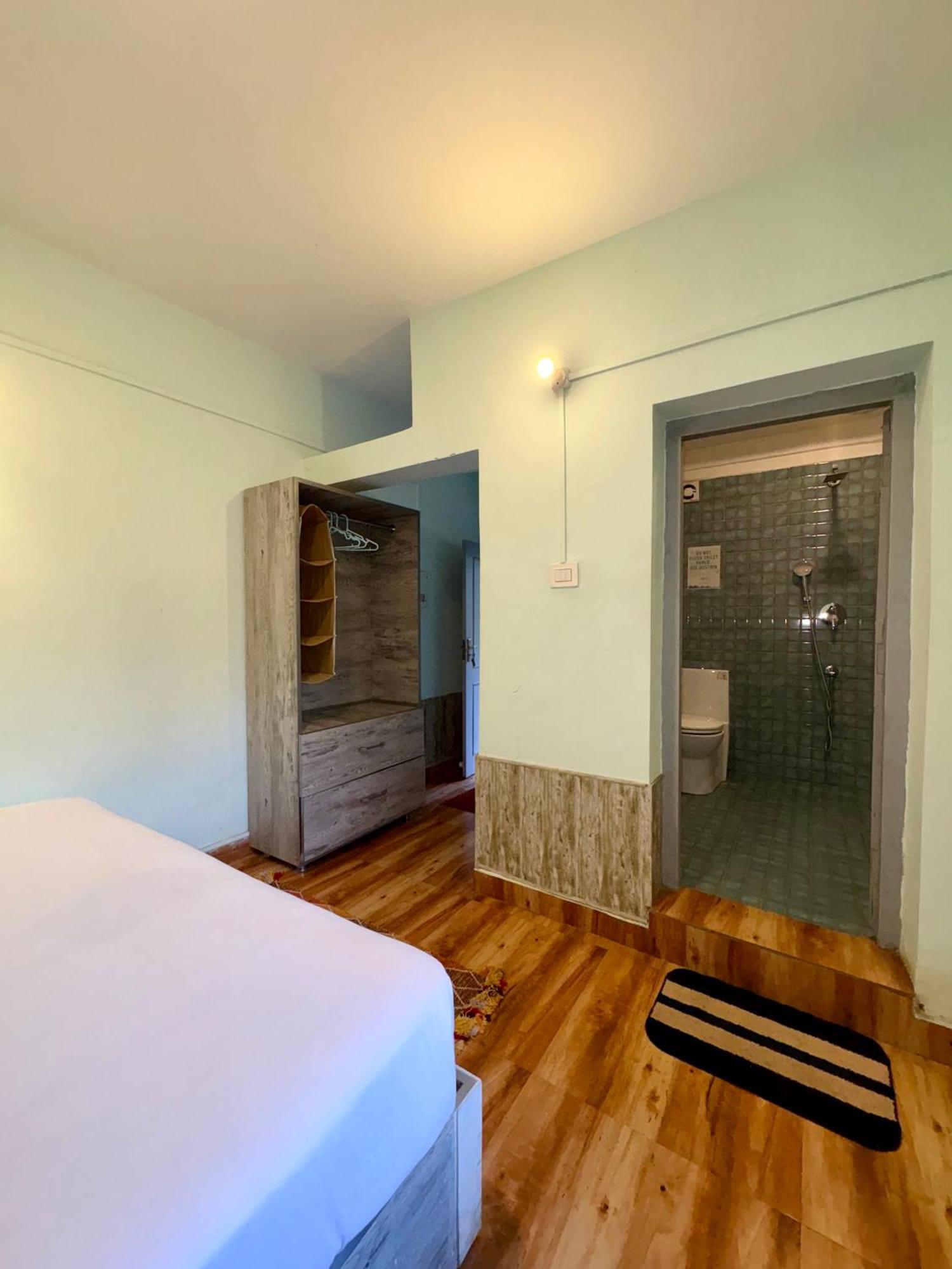 Eevolve Dharamkot - An Eco Hostel МакЛеод Ганж Екстериор снимка
